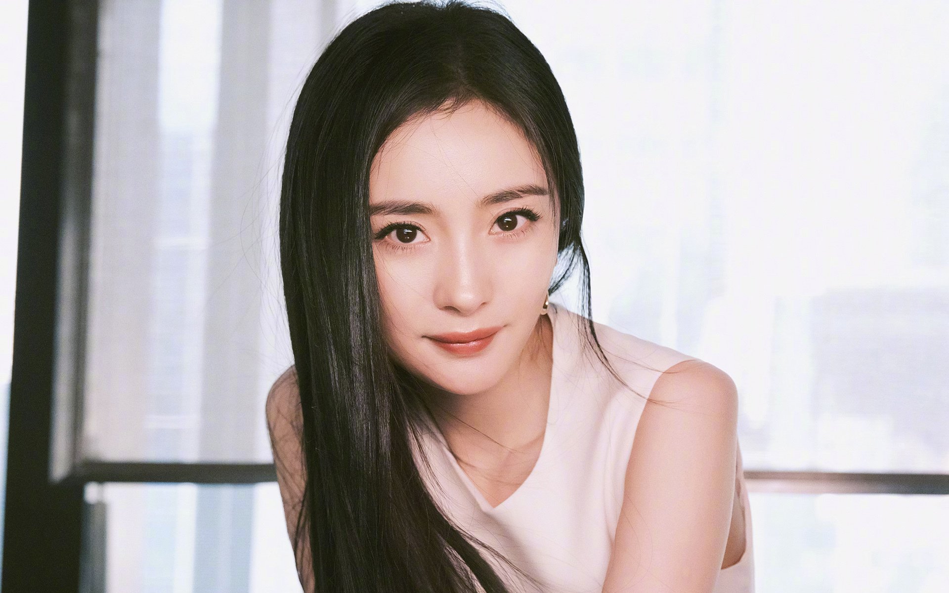 火箭坠落休斯顿，活塞青年军冲垮红色堡垒，恩比德赛后评分拉满引热议